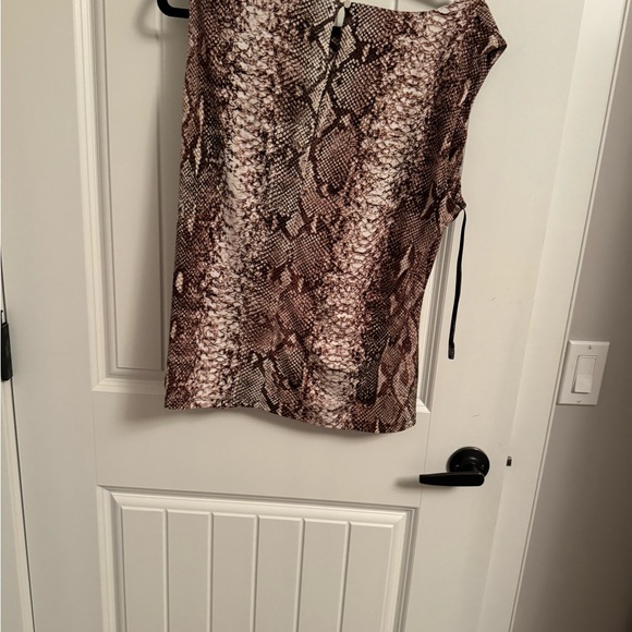 Snake print blouse size EX never been worn by Calvin Klein, made in Indonesia. - Picture 2 of 5